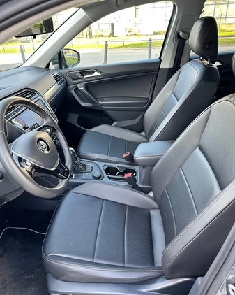 Volkswagen Tiguan Allspace cena 115000 przebieg: 106000, rok produkcji 2021 z Warszawa małe 211